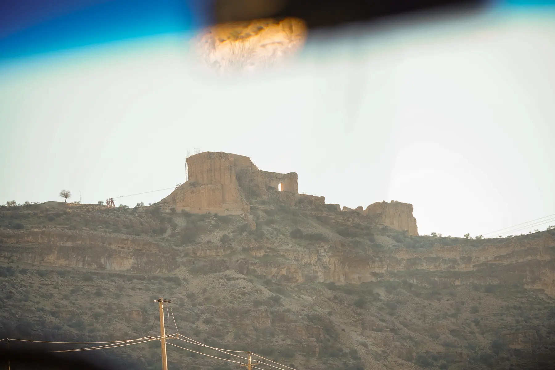 قلعه تاریخی روی کوه